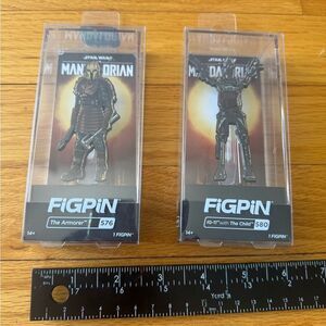 FiGPiN Star Wars The Mandalorian set of 2 IG-11 with the Child & The armorer